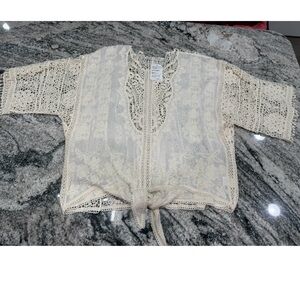 NWT Alice & Olivia Cream Lace Crochet Tie-Front Top XS